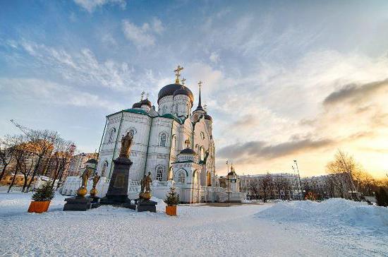 Annunciáció székesegyház (Voronezh): szolgáltatások ütemezése, cím