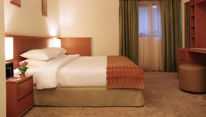 ramada beach hotel suite ajman 4